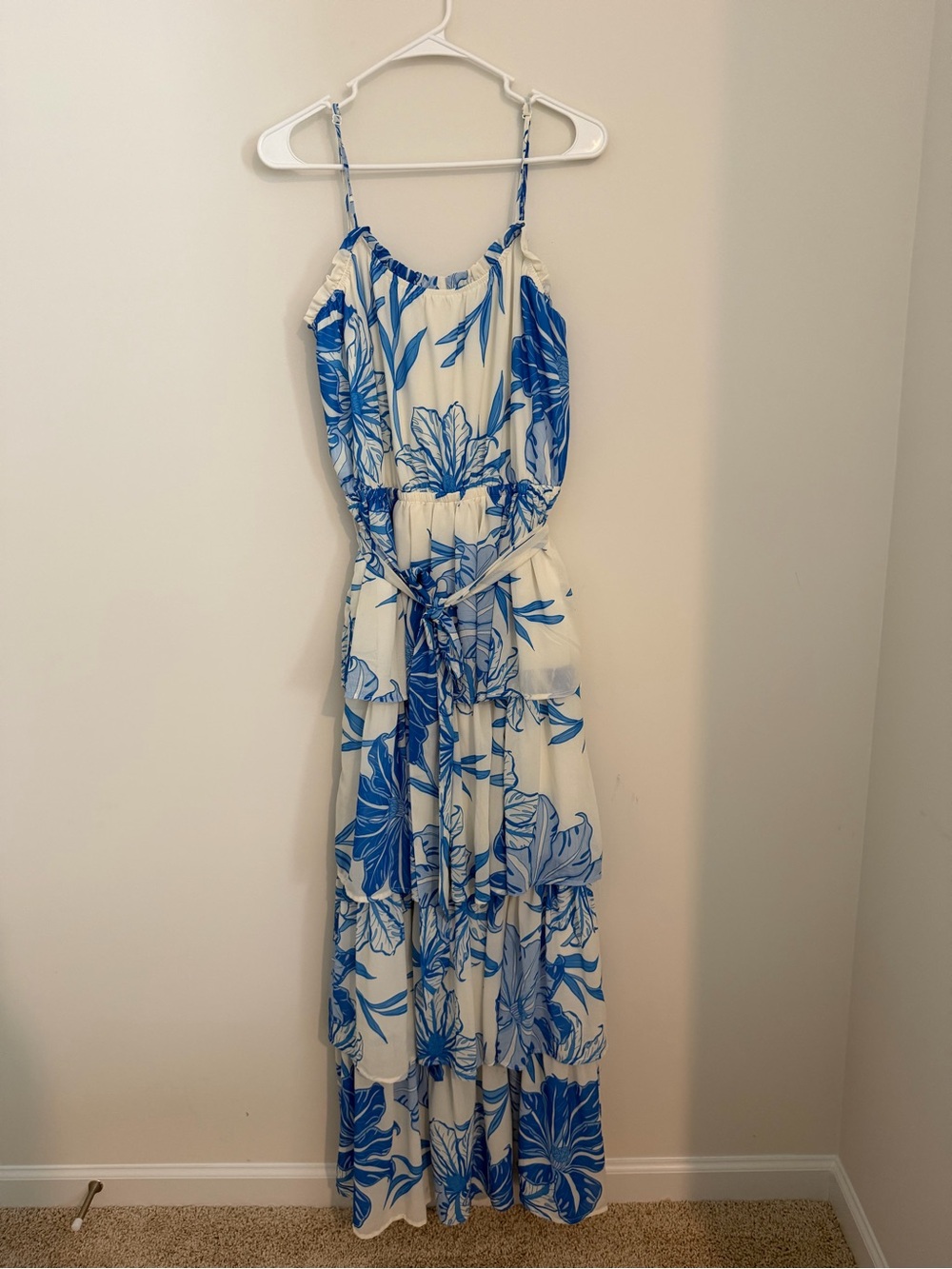 VESTIQUE - Blue and White Floral Tiered Maxi Dress - Women’s Size Large